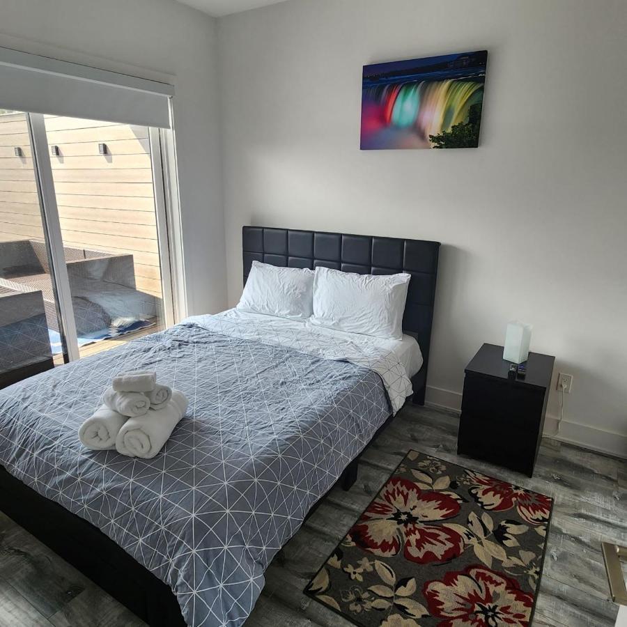 Stylish Townhome Gem With Several Amenities Just Minutes To The Falls Niagara Falls Esterno foto